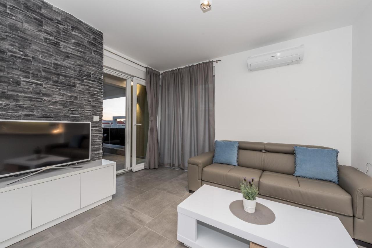 Villa Magnifica Apartments With Pool Novalja Extérieur photo